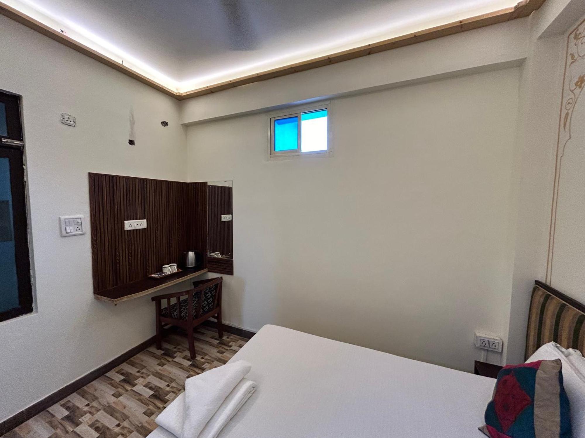Max Guest House Agra  Exterior photo